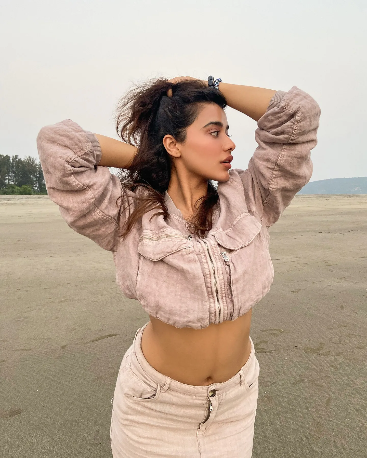 Ketika Sharma - ketika-sharma-hot-8.webp